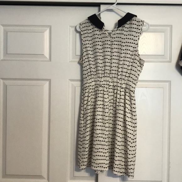 Cute black and white dress - Picture 2 of 4